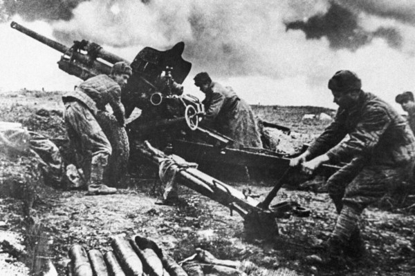 Артиллеристы