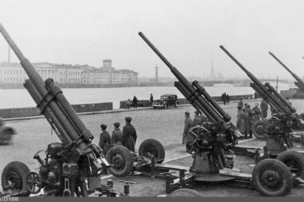 Зенитная артиллерия в обороне Ленинграда